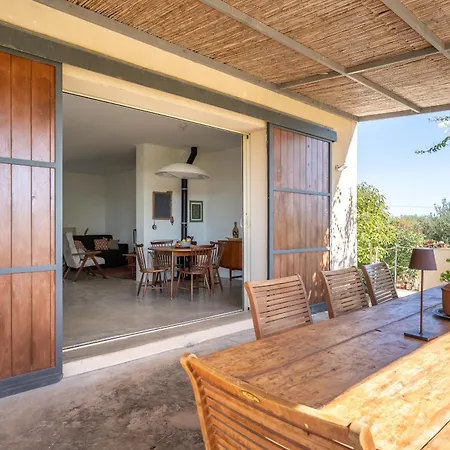 Villa Silvia With Swimming Pool By Wonderful Italy Lido di Noto
