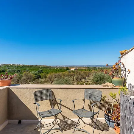 Villa Silvia With Swimming Pool By Wonderful Italy